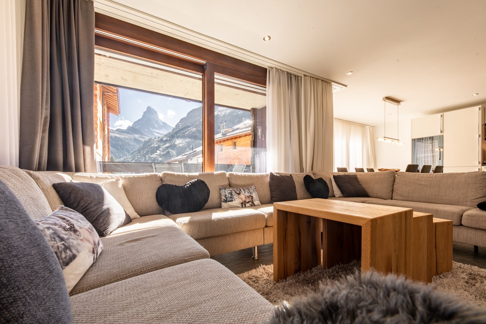 Real Estate // serviced Apartment Zermatt
